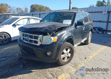 2011 Ford Escape Xlt z USA, uszkodzony, nr VIN 1FMCU0D75BKA57502